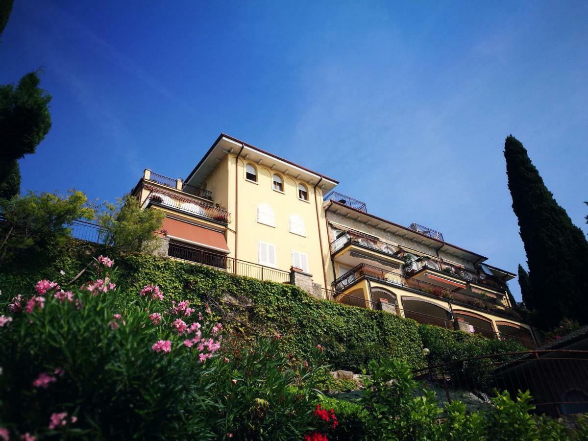 Bellavista Eremitaggio Apartment Torri Del Benaco Exterior photo